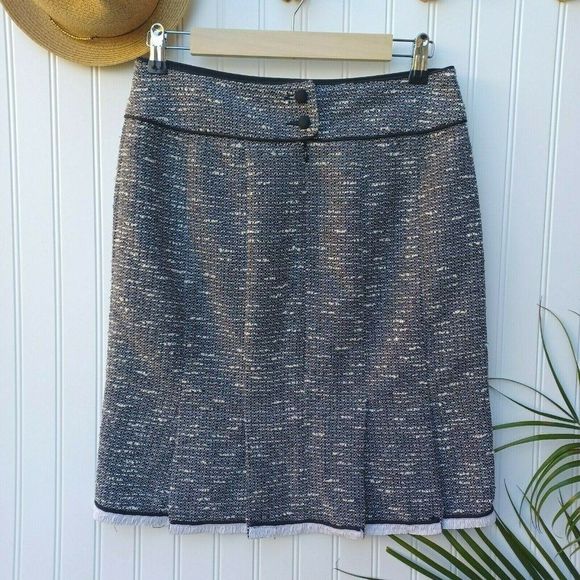 Nanette Lepore Pencil Skirt Size 6 Black White Tweed Kick Pleats Retro Wiggle - Picture 6 of 10